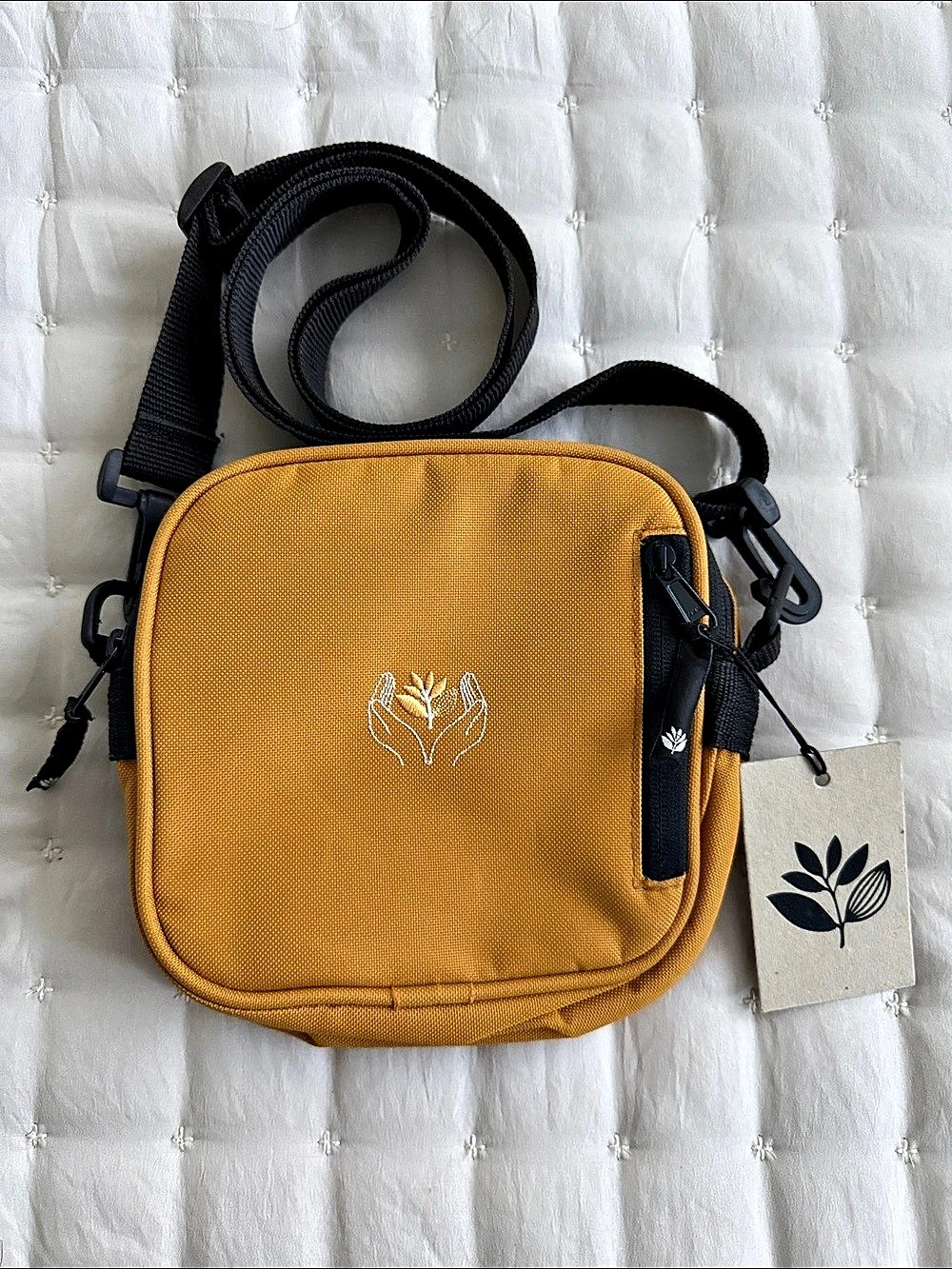 Crossover Bag Mustard & Black NWT